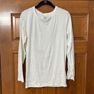 GAP Maternity Modern T White Long Sleeve Shirt